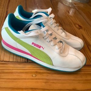 Women’s puma shoes
